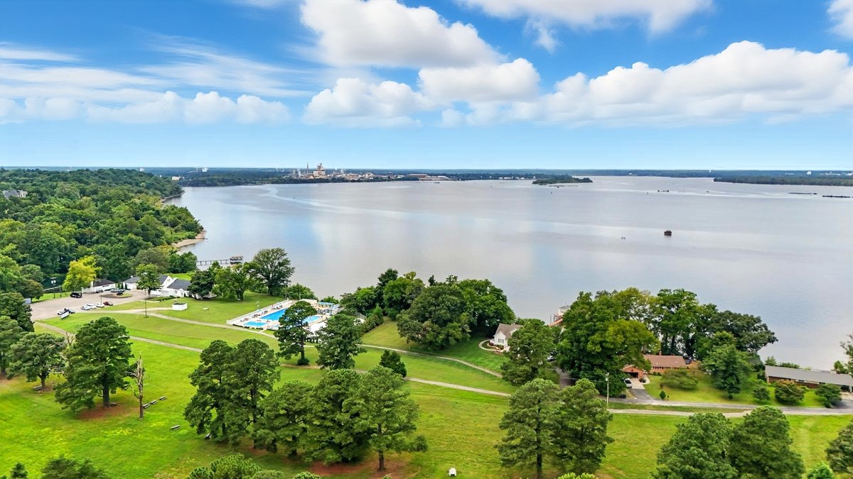 Image for James River Waterview Residential Development - 28± Acres - Jordan Point