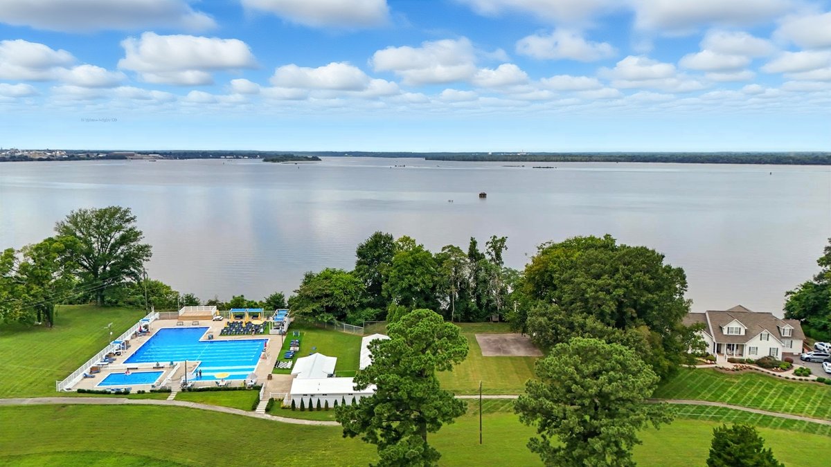 Image for James River Waterview Residential Development - 28± Acres - Jordan Point