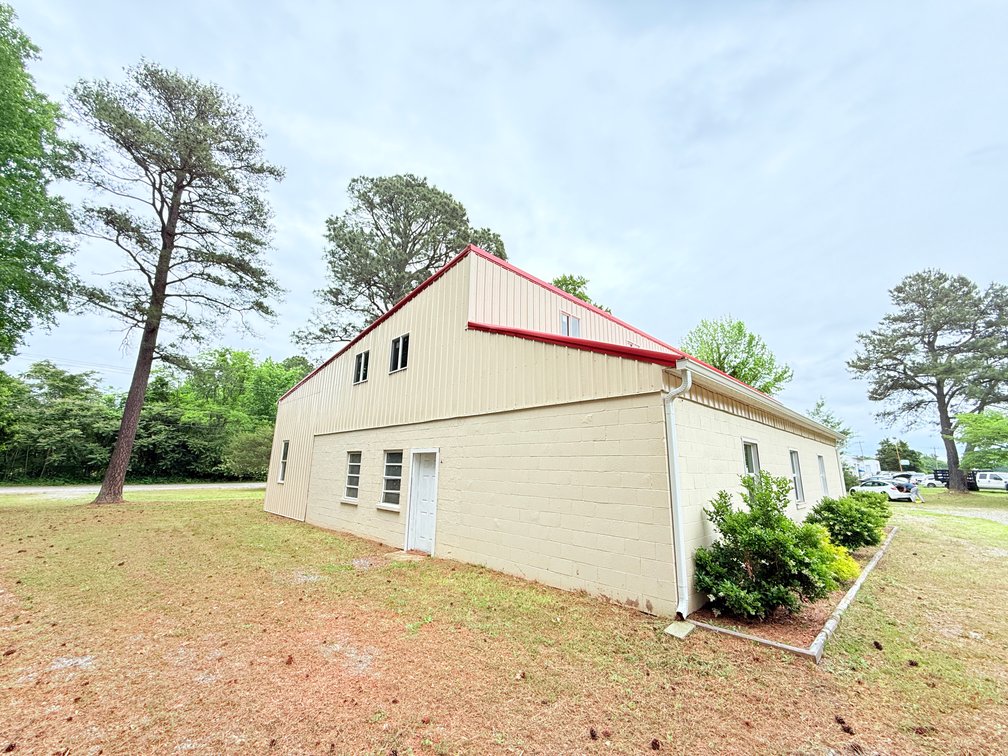 Image for Prime Commercial Flex Space  Opportunity with High Daily Traffic Count: 7154 Richmond Highway, Tappahannock VA 22560