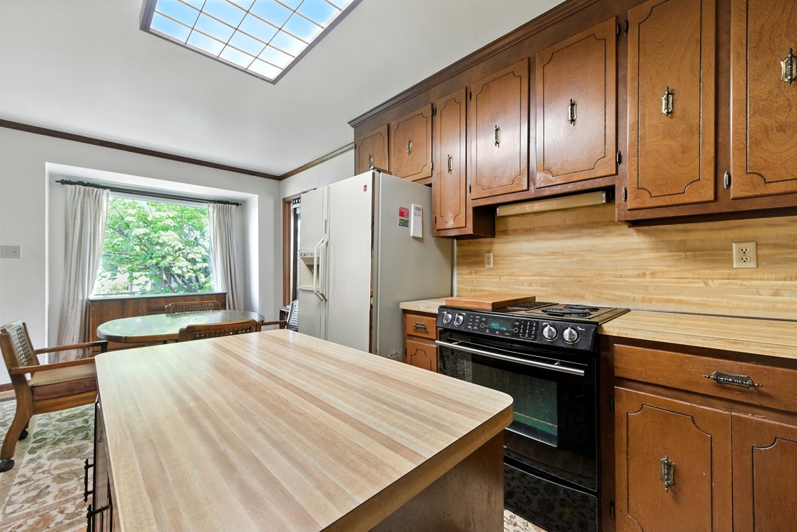 Image for WATERFRONT ESTATE AUCTION 