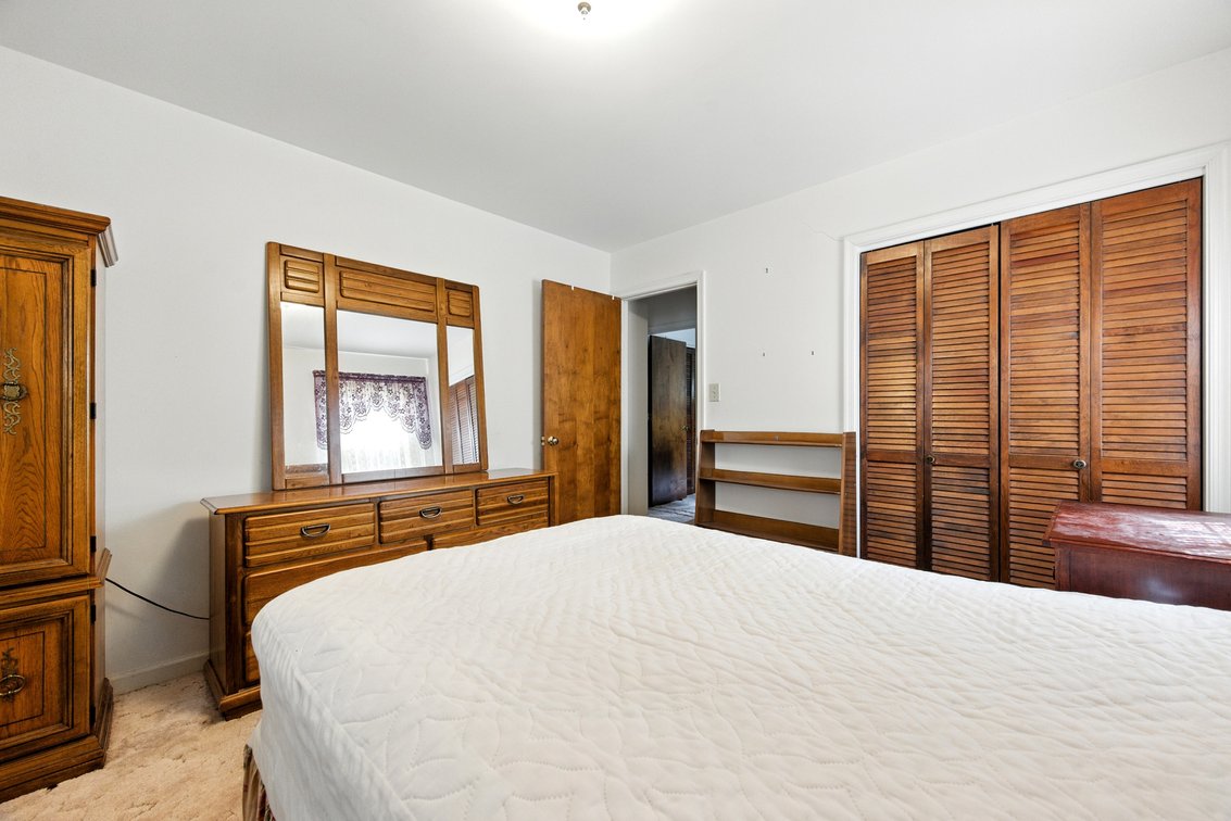 Image for WATERFRONT ESTATE AUCTION 