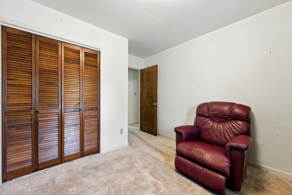 Image for WATERFRONT ESTATE AUCTION 