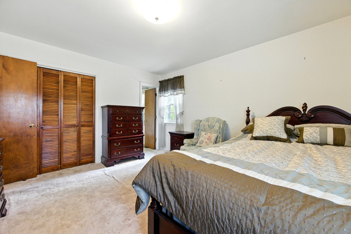 Image for WATERFRONT ESTATE AUCTION 