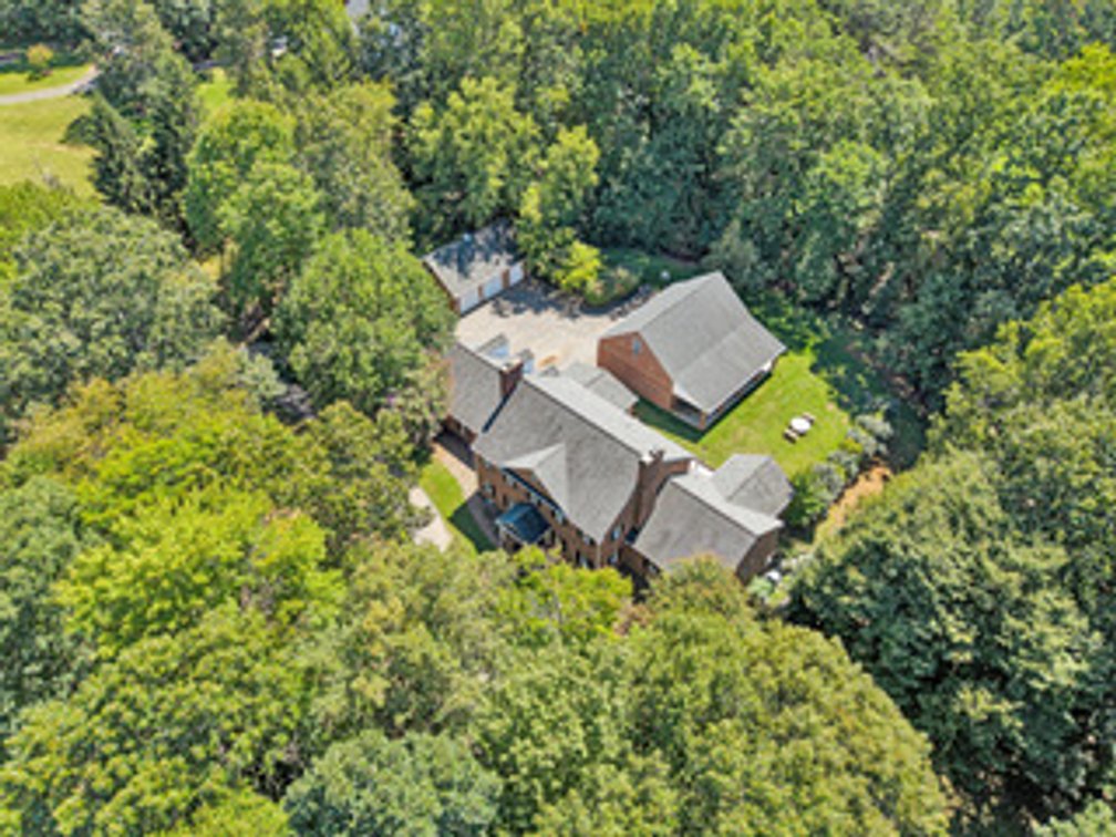 Image for Beautiful Troutville home with Colonial Williamsburg flair