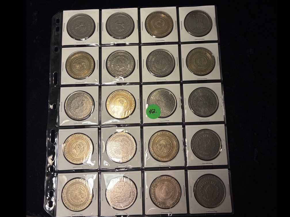 20 vintage gaming tokens