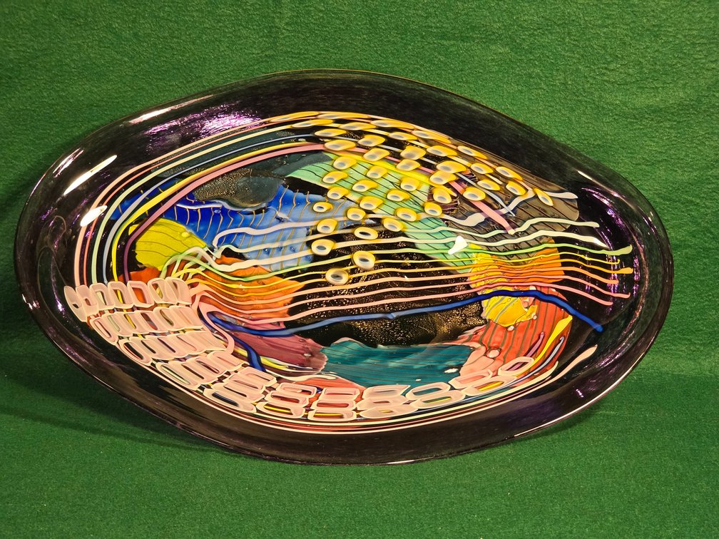 Signed Peter Ridabock 1996 Art Glass Bowl