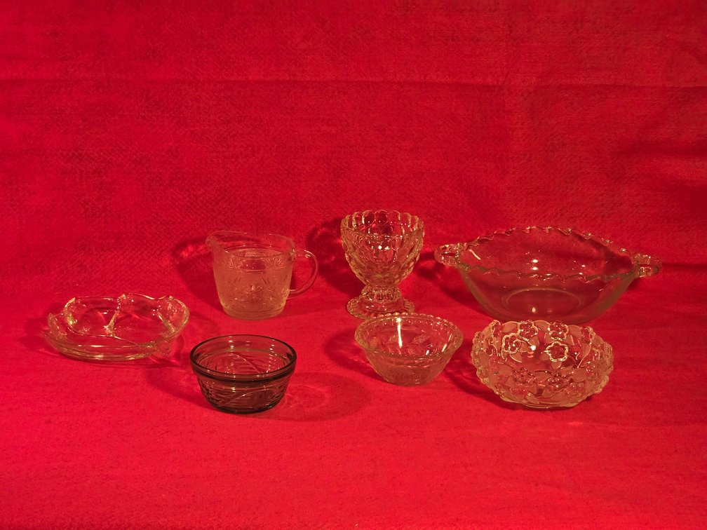 Mid-Century Modern Women's Kitchen Glassware Essentials