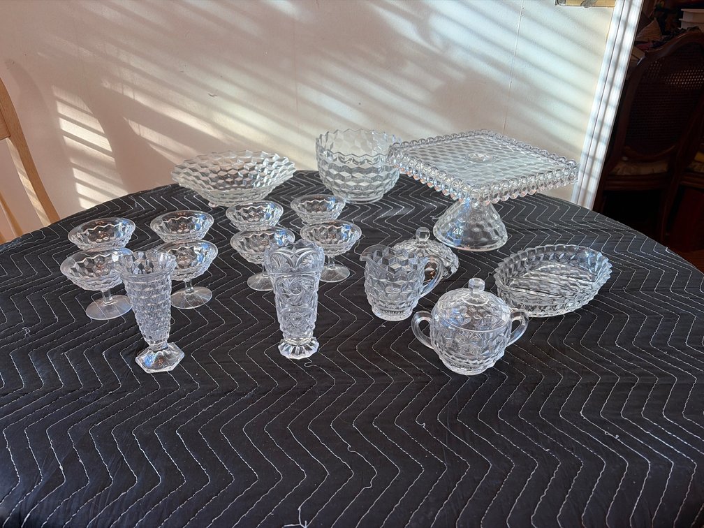 Group Fastoria of crystal glassware