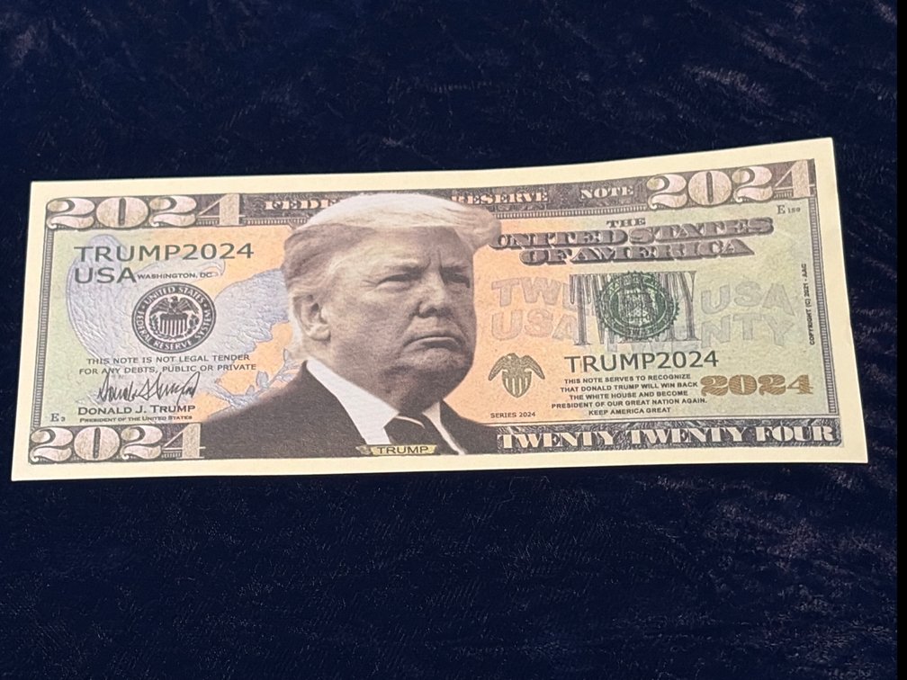 2024 Trump commemorative dollar