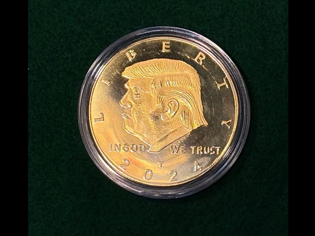 2024 Trump Commemorative Coin