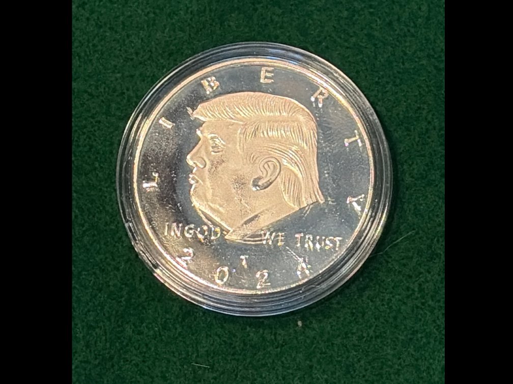 2024 Trump Commemorative Coin