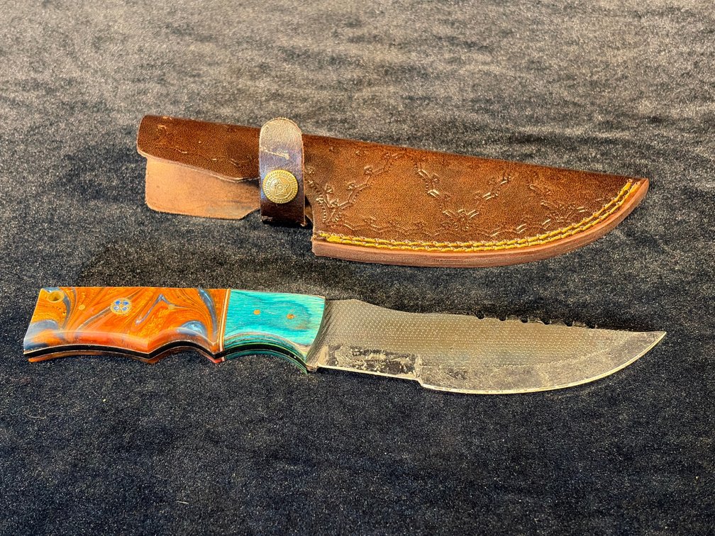 Handcrafted sheet knife
