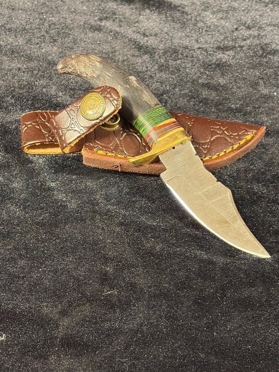 Small Damascus blade knife with leather sheath