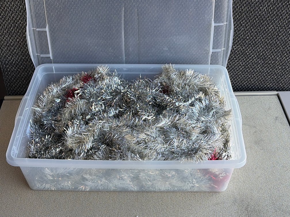 Clear tote with tinsel
