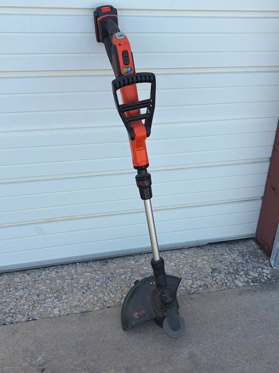 Black & Decker trimmer