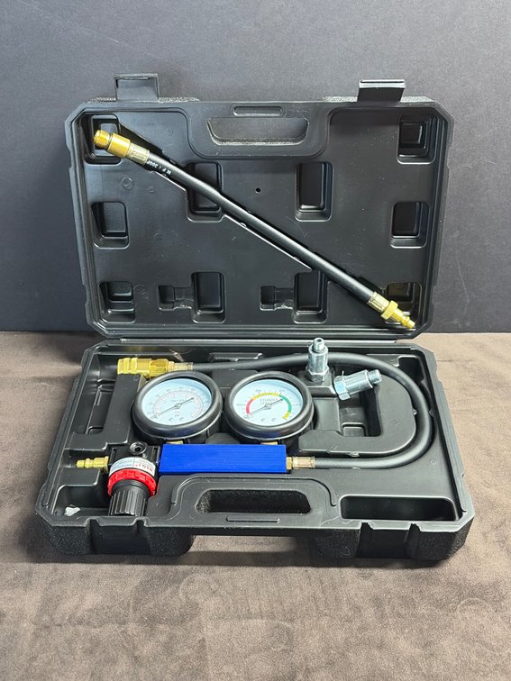 Cylinder leak down tester