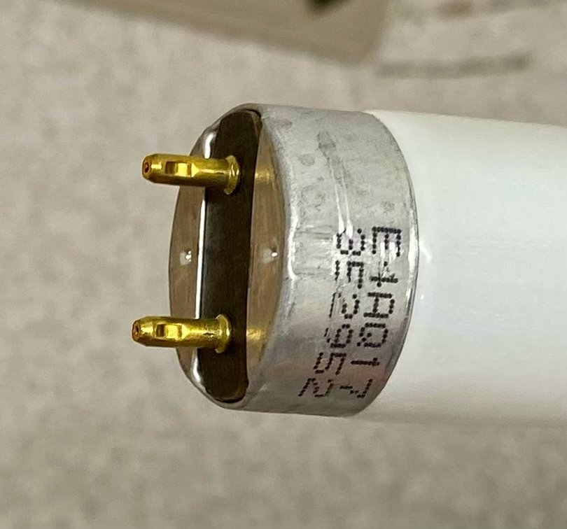 86. 72ea GE F17T8/SPX35/ECO Fluorescent Bulbs, 17 Watt, 3500K Color Temperature, Brand New in Box