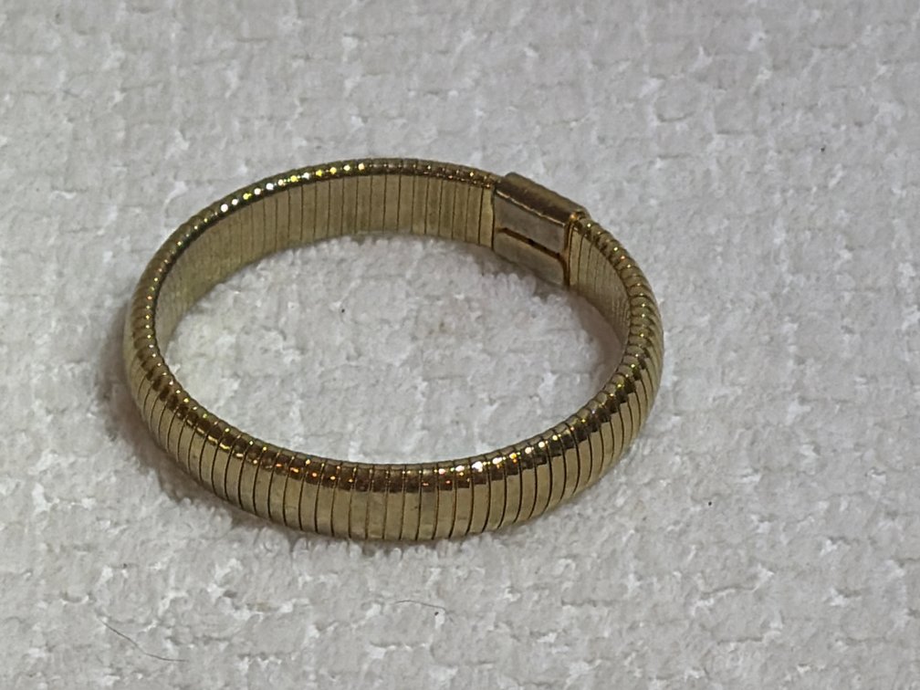 Fashion bracelet