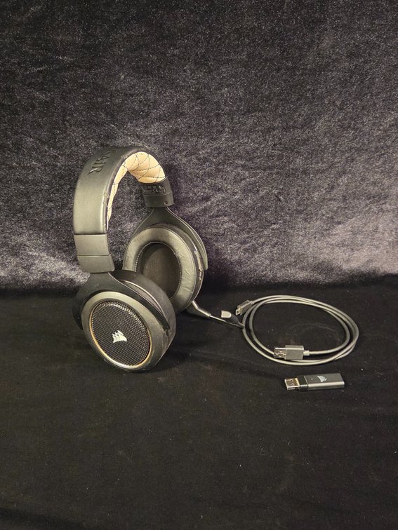 Corsair gaming headset HS70 SE