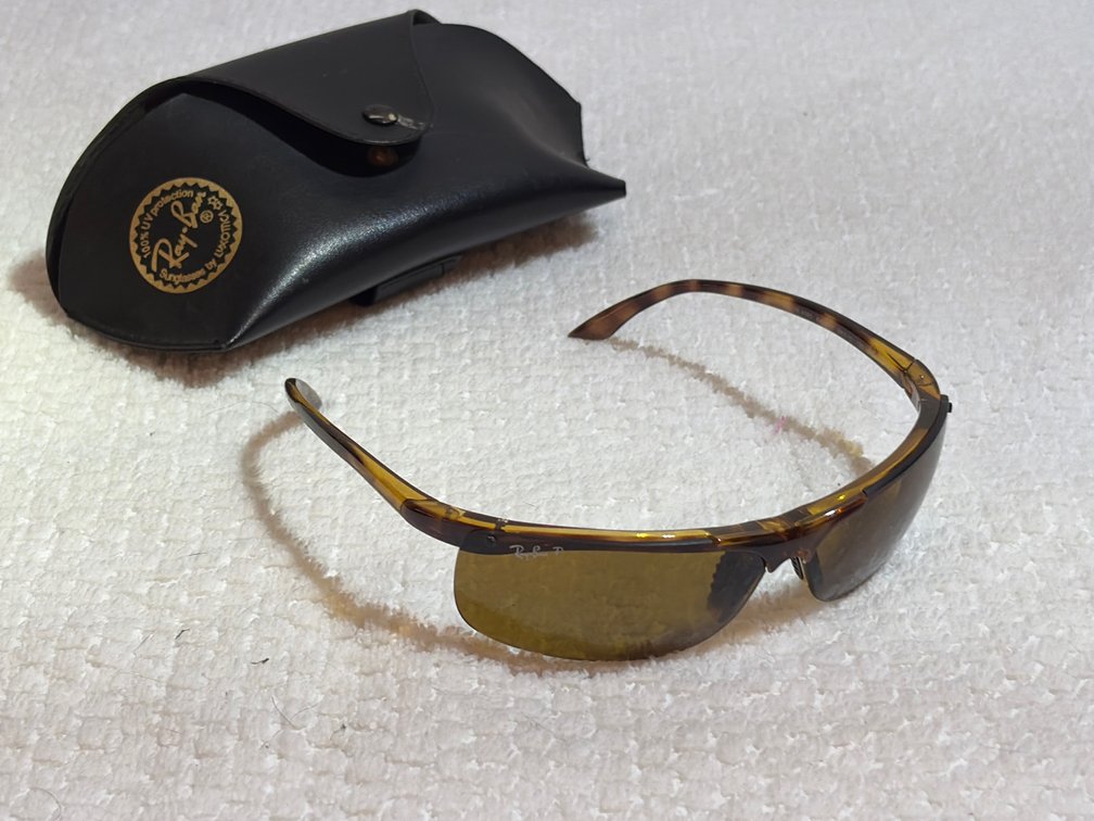 Ray-Ban RB4085 Active Lifestyle sunglasses