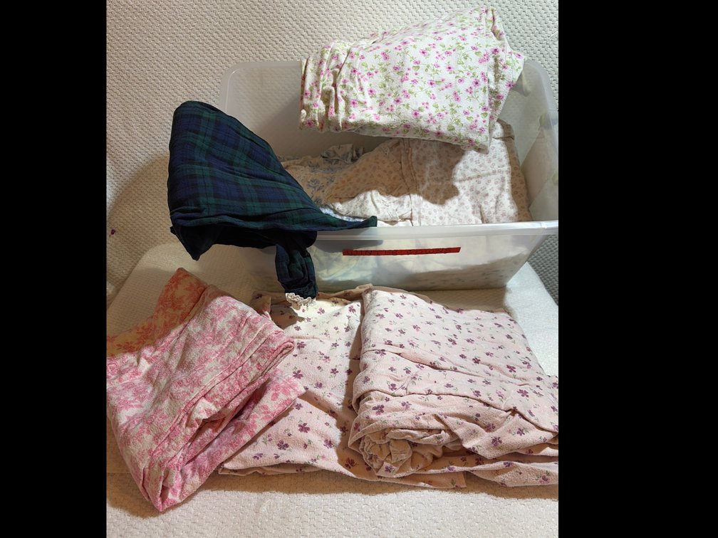 Flannel gowns in tote
