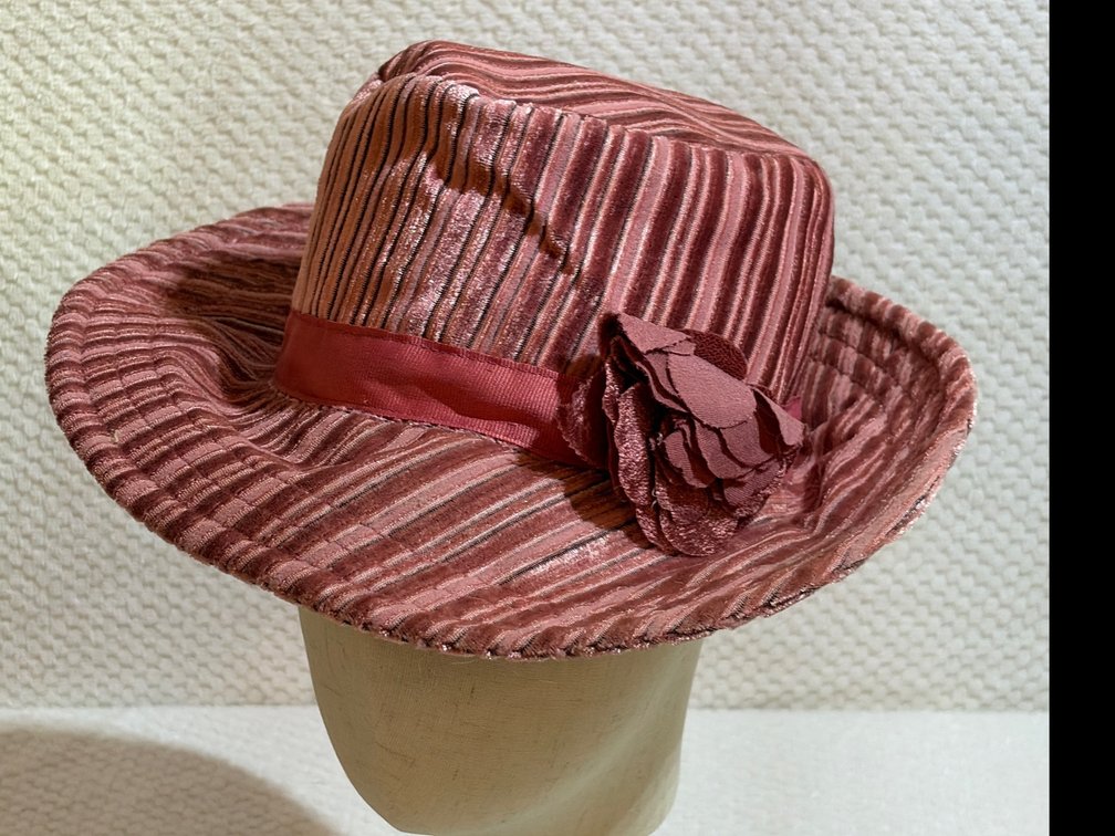 Mauve Wide brimmed Fedora Hat