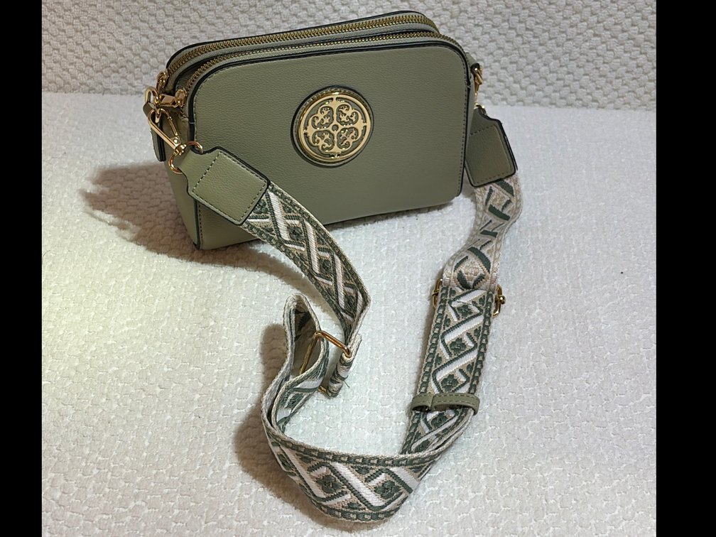 Deluxity Green Crossbody