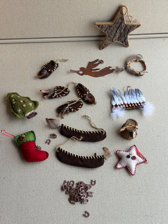Rustic Christmas decor