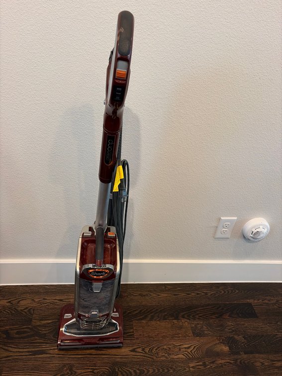 Shark duo, clean upright vacuum