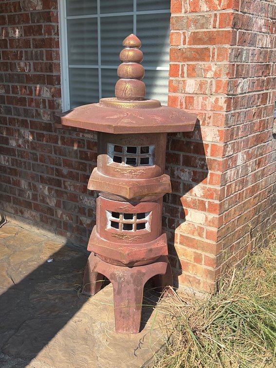 Temple garden decorative light Oriental 58 inches high
