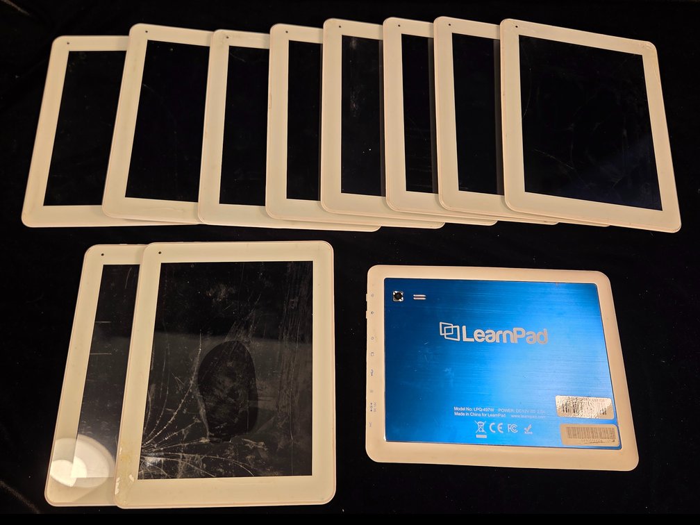 11 LearnPad educational tablets model LPQ-497W