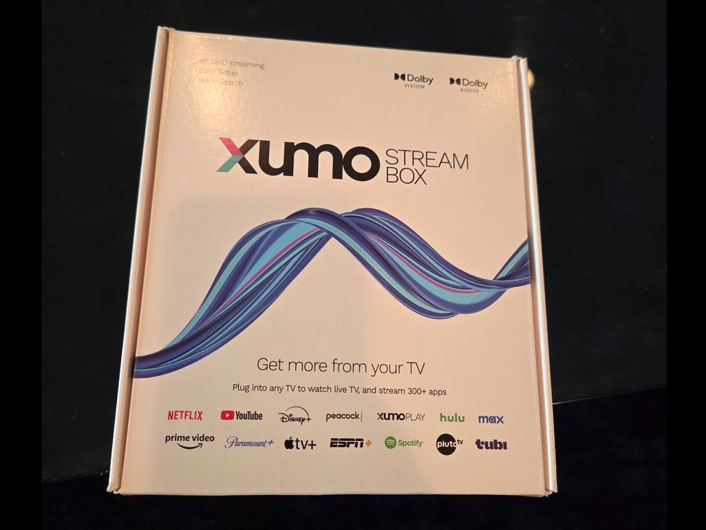 Unopened NIB Xumo Stream Box