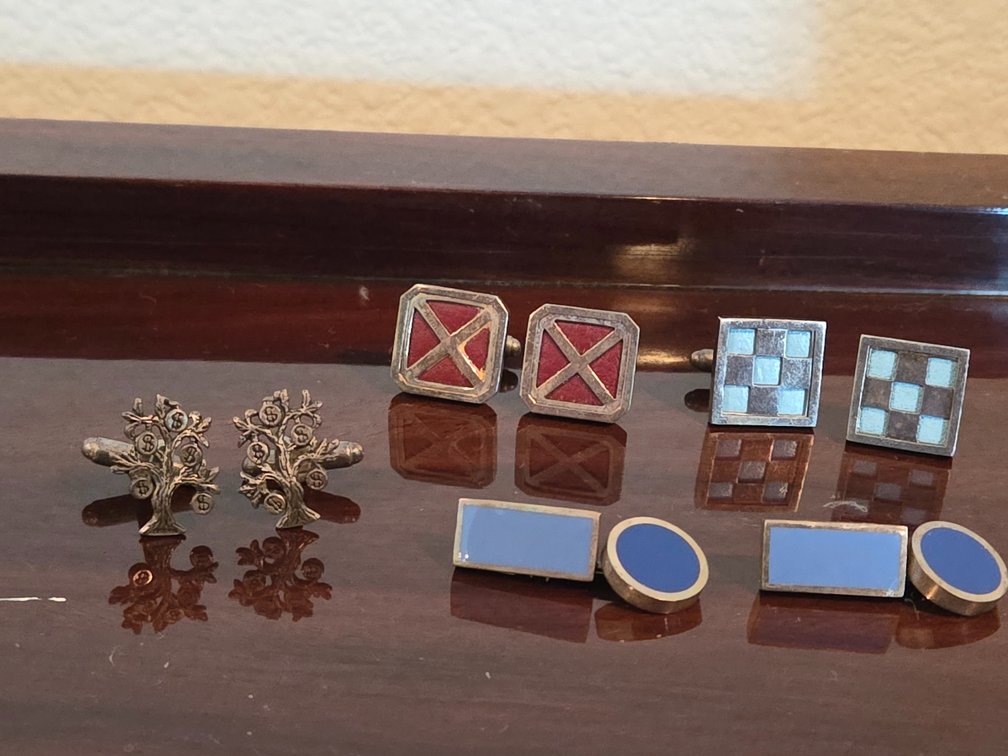 4 pairs of sterling cuff links