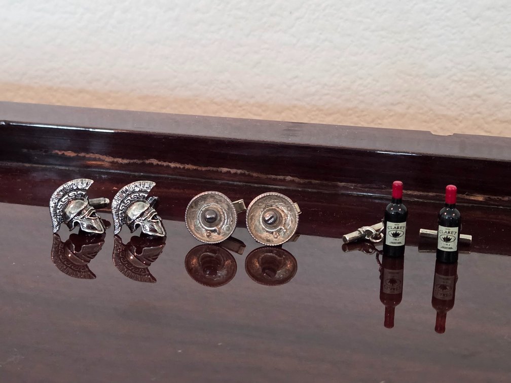 3 pairs of novelty cuff links one pr is sterling