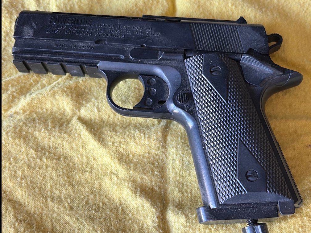 Powerline model 15 XT CO BB 177 caliber pellet pistol