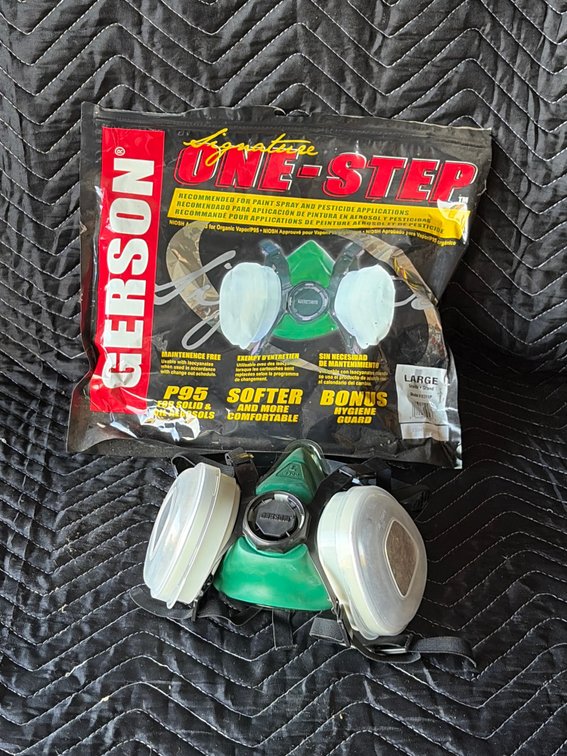 Gerson signature one step model 8300 respirator