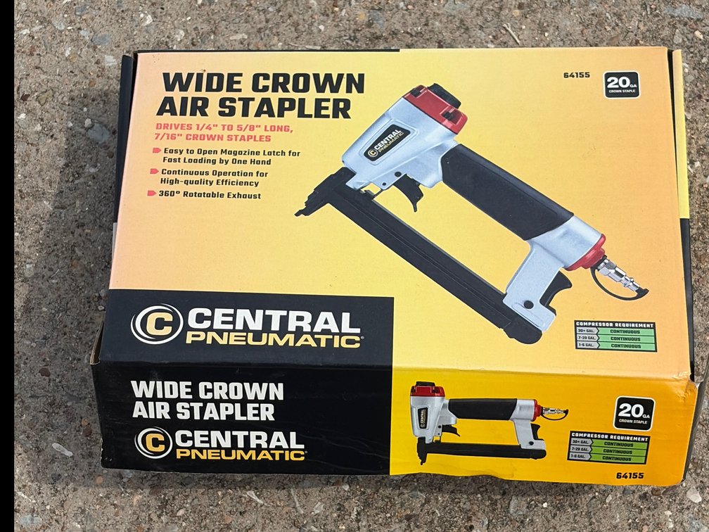 Central pneumatic, wide crown air stapler
