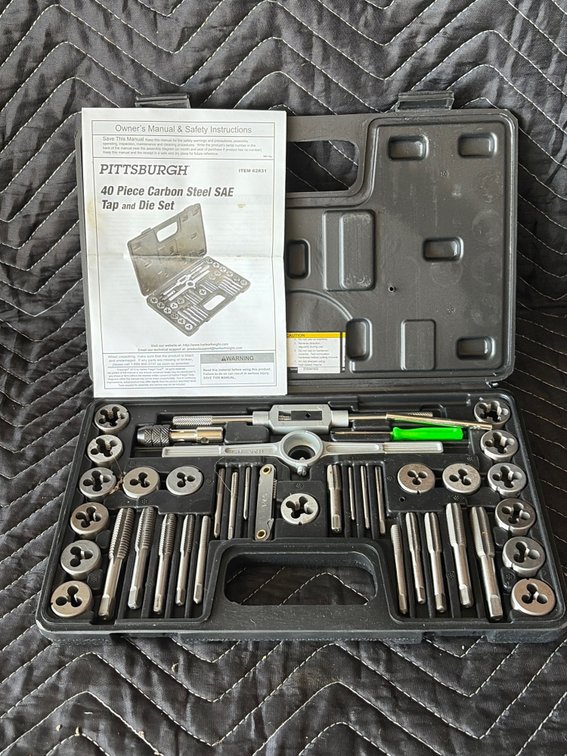 Pittsburgh tap and die set 40 piece SAE