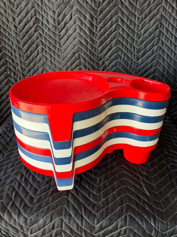 The Original Party Pal plastic snack and picnic lap trays
