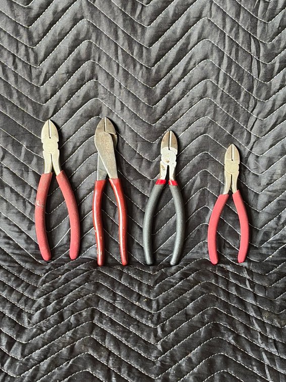 Wire cutters