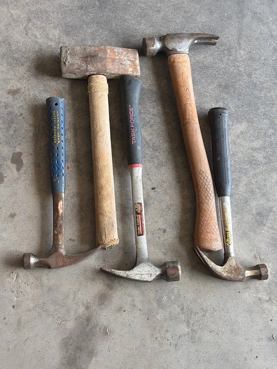 Carpentry hammers