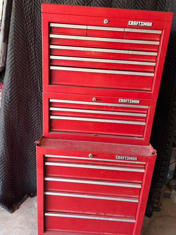 Craftsman triple stack roll around w/2-upper boxes