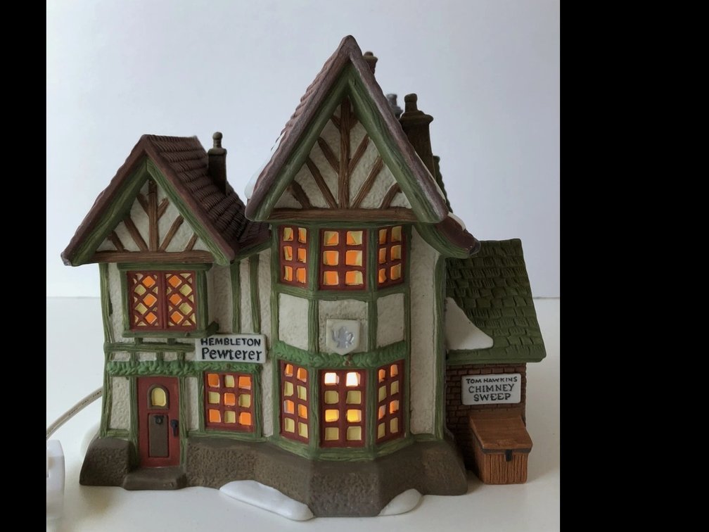 Dickens Village Department 56 Heritage Village Hembleton Pewterer 5800-9