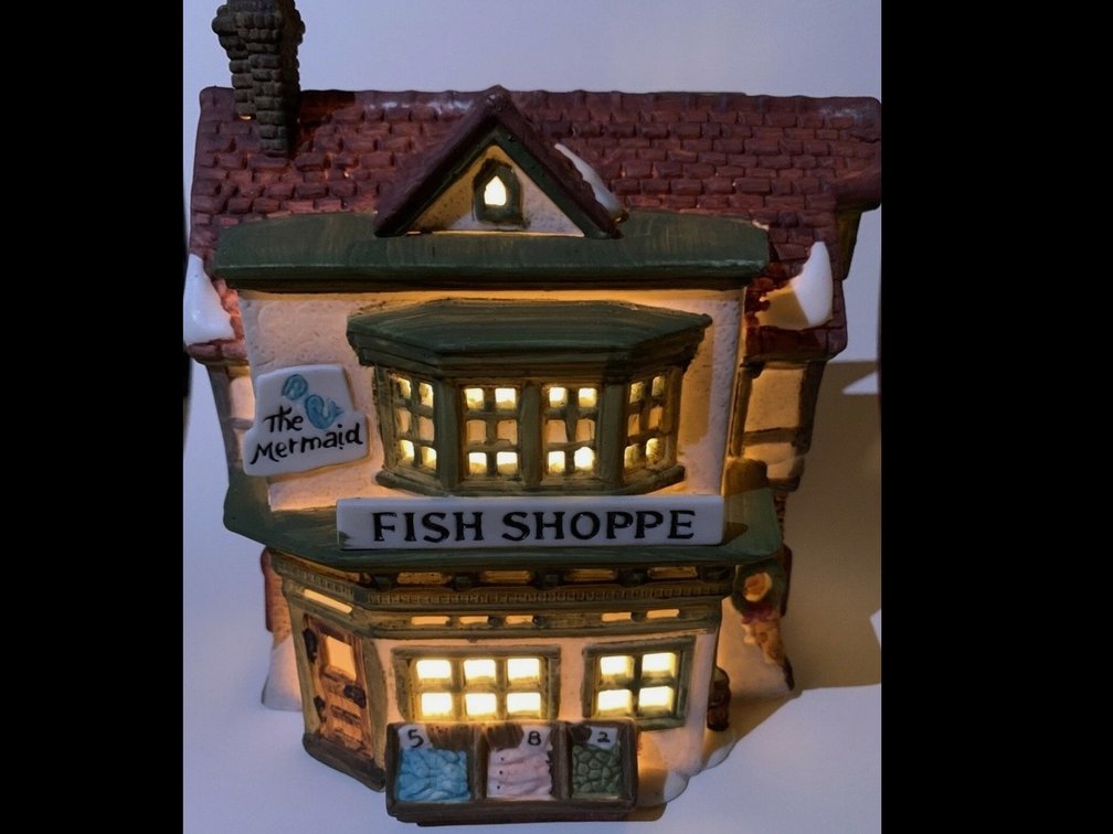 Department 56 Dickens Village The Mermaid Fish Shoppe Item 5926-9