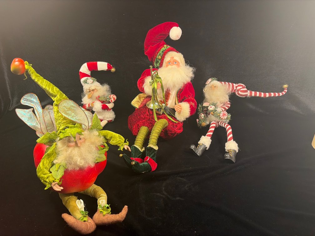 Nostalgic seated Santas