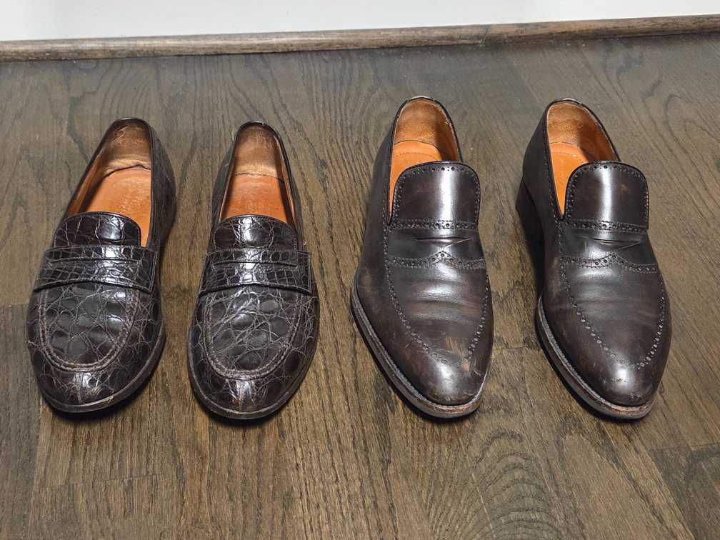 2 pairs Men's size 10 leather loafers
