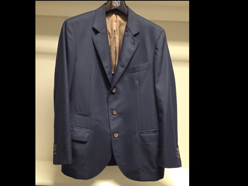Brunello Cucinelli Navy 3 button blazer Italian size 42