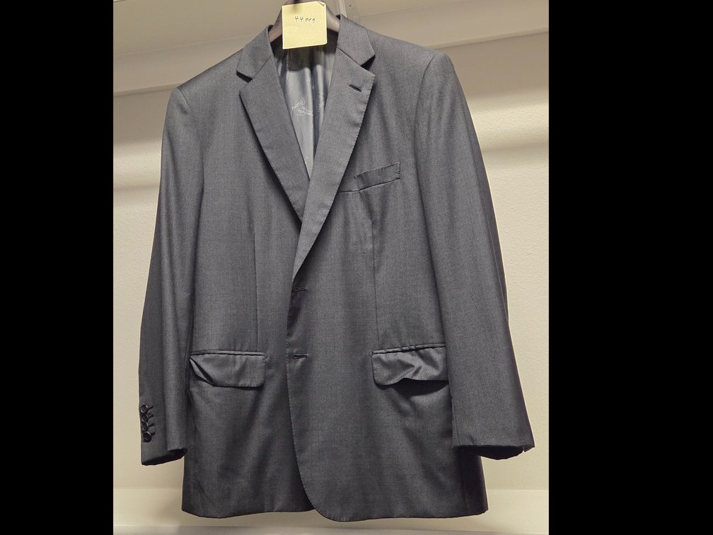 Brioni Charcoal Grey Blazer 44R
