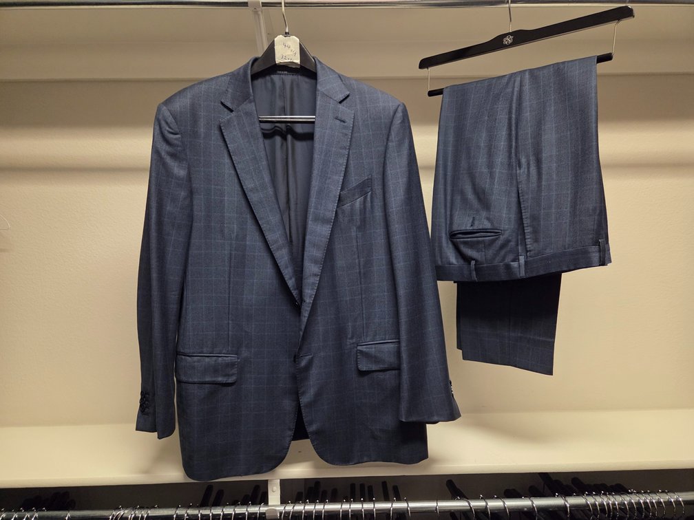 Ermenegildo Zegna Blue Plaid Suit 44R