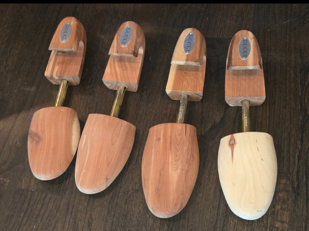 2 pairs Gucci adjustable wooden shoe trees